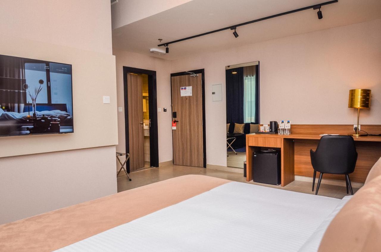 Vogo Grand Hotel Formerly Best Western Plus Hotel Dubai Academic City Ngoại thất bức ảnh