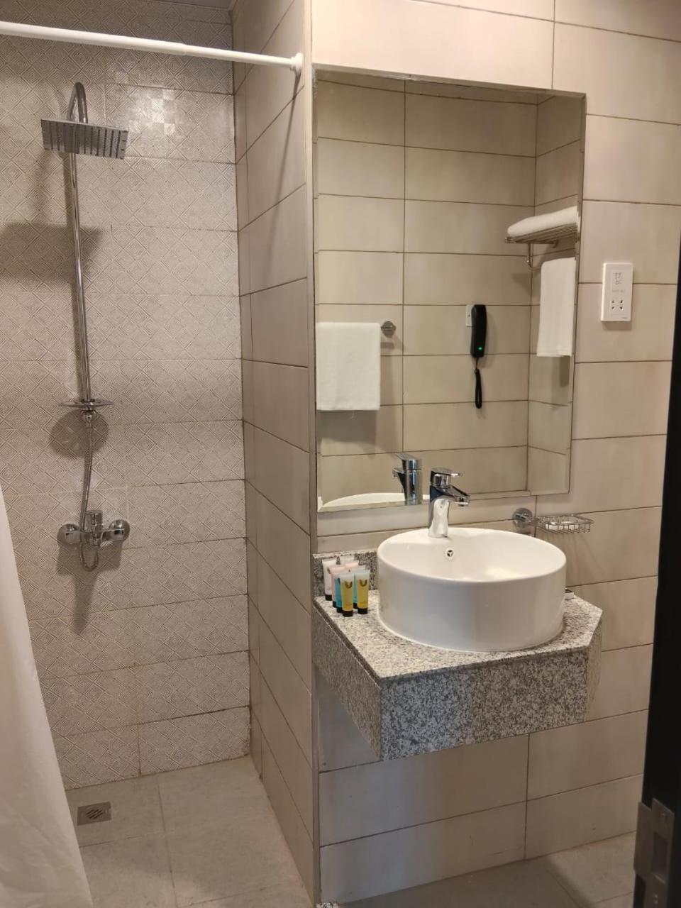 Vogo Grand Hotel Formerly Best Western Plus Hotel Dubai Academic City Phòng bức ảnh